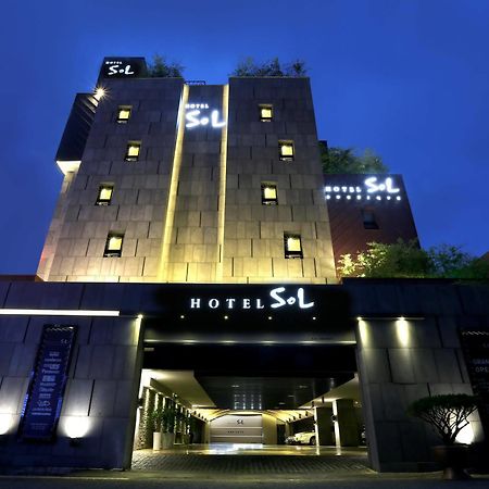 موتيل جيونجو فندق بوتيك سول المظهر الخارجي الصورة